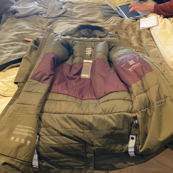 Scandinavian Edition Loft Winter Jacket - Picture 9 of 15